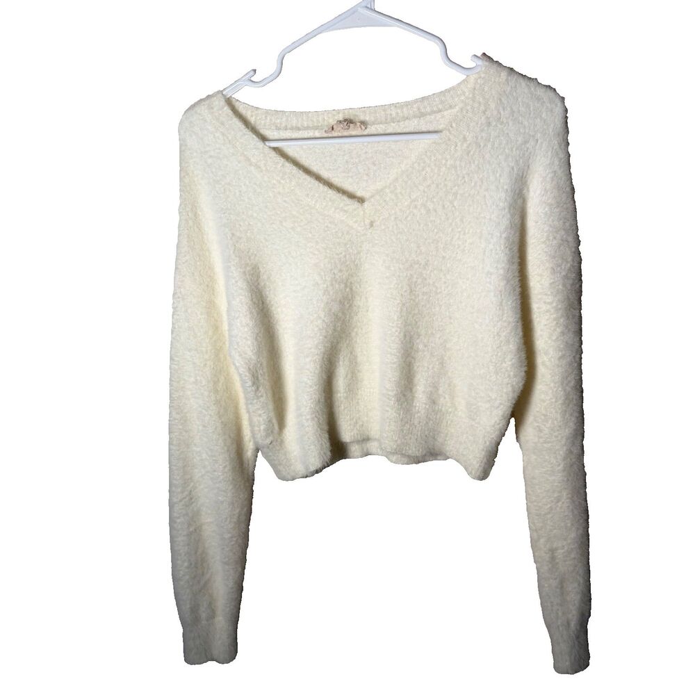 Chelsea & Violet Sweater Women's Small Ivory Fleece Fuzzy Cropped Shirt
